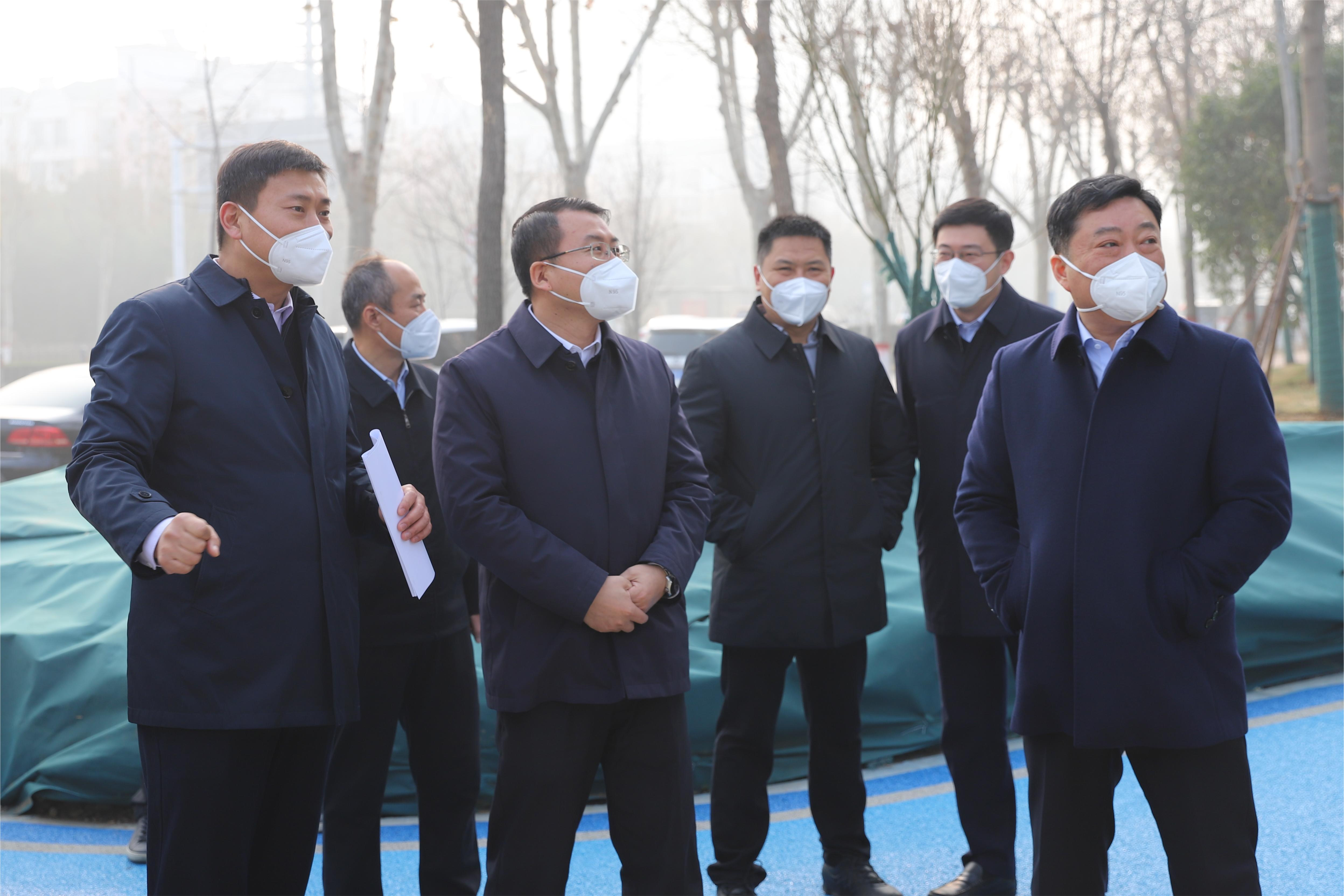 【集团动态】周刚市长调研龙泉路绿化提升工程