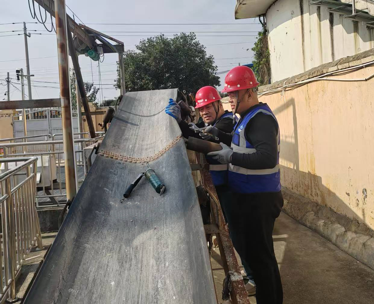 1984185132453523456.png 图片2.png