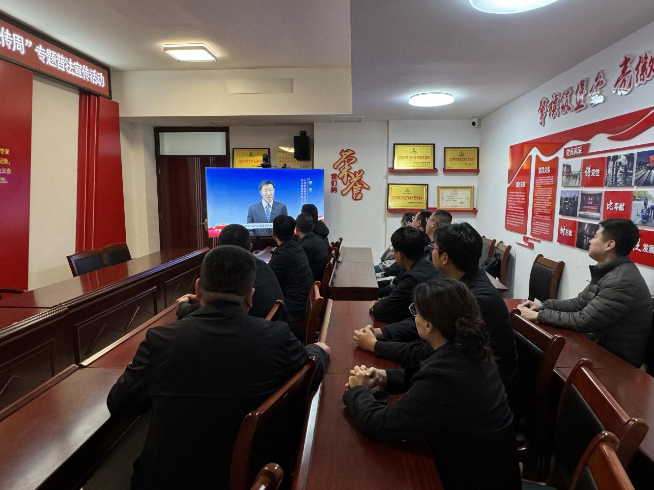 1996503524346753024.png 图片1.png