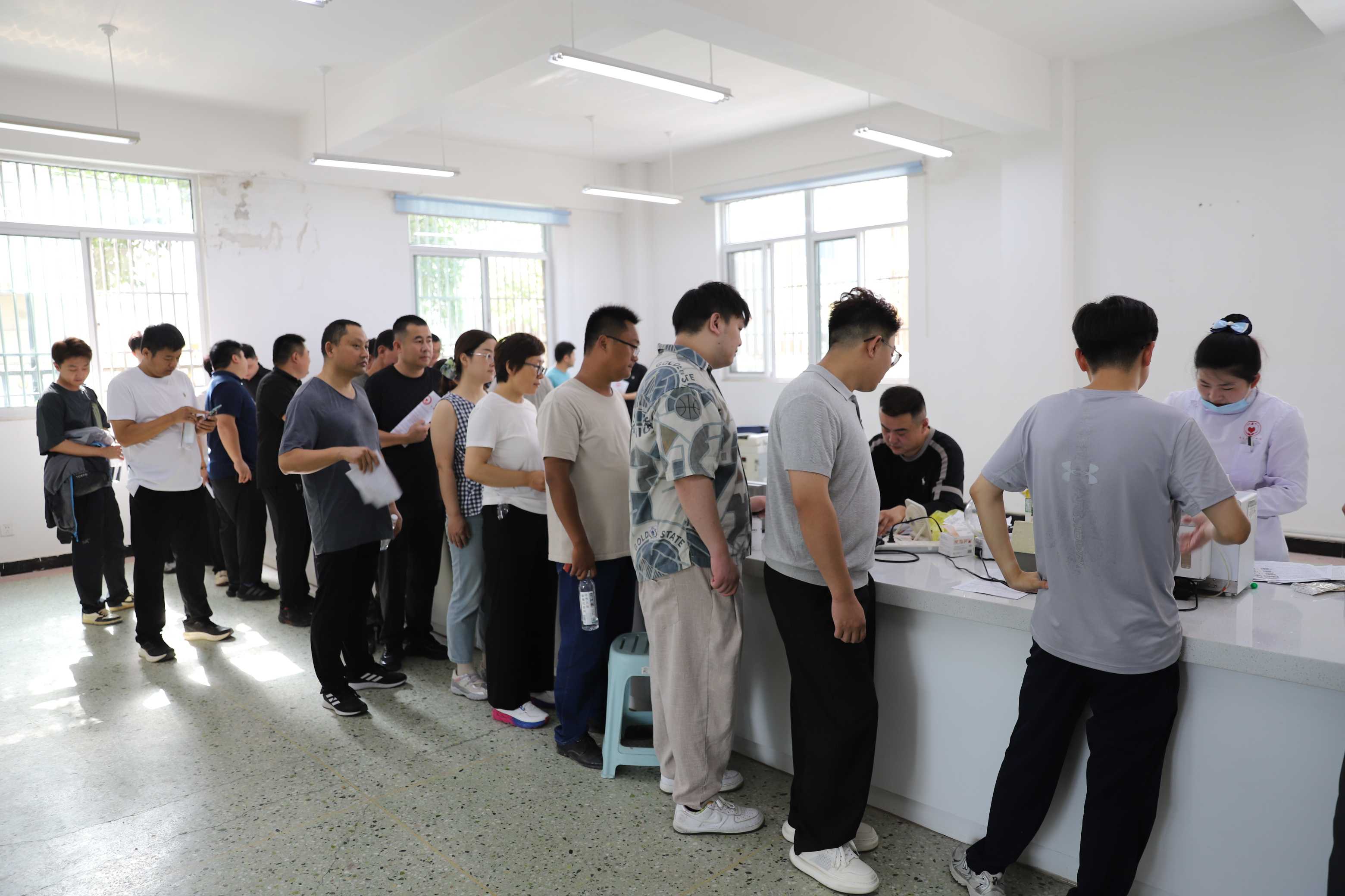 【集团动态】热血践初心 行动显担当——市水务发展集团开展2026年爱心血库应急献血活动